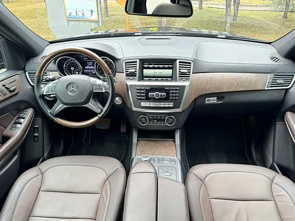 Mercedes-Benz GL grade