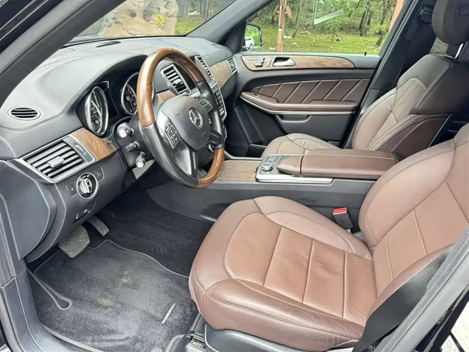 Mercedes-Benz GL grade