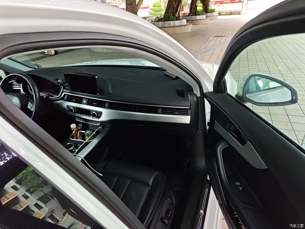 Audi A4L, 2018 20