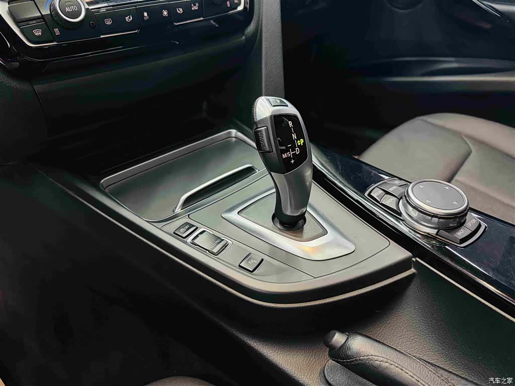 BMW 3 Series, 2017 16
