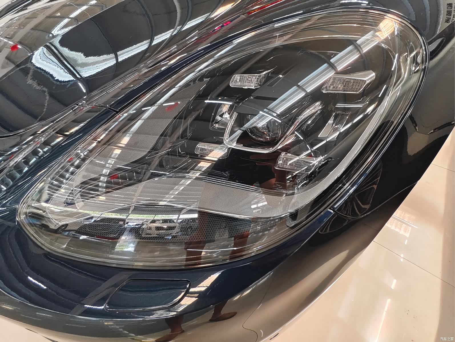 Porsche Panamera, 2018 10