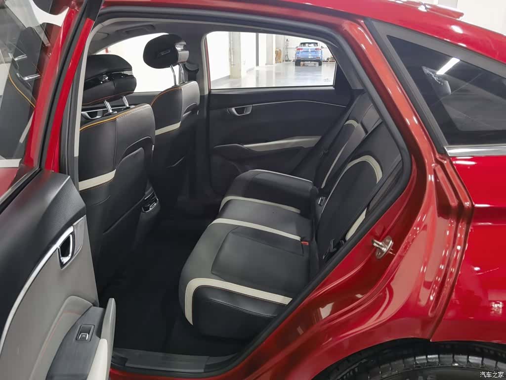 Wuling RC-6, 2019 15