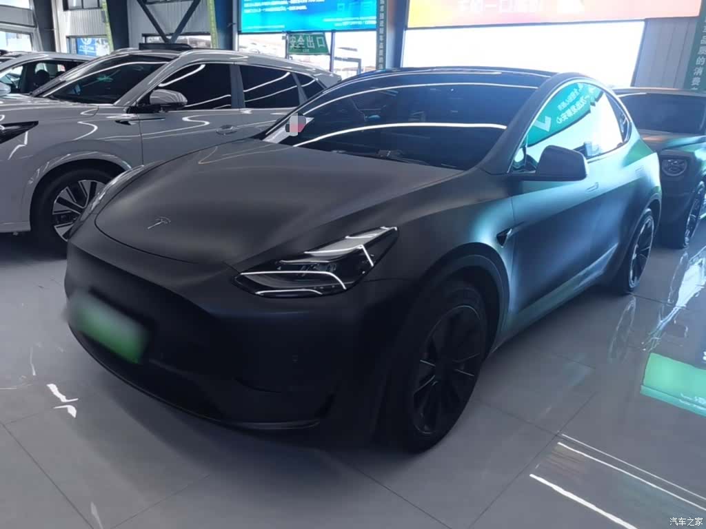 Tesla Model Y, 2022 2