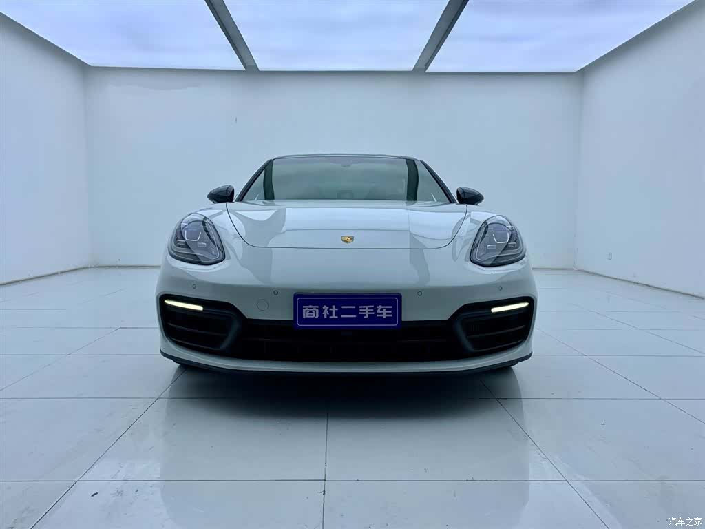 Porsche Panamera, 2023 4