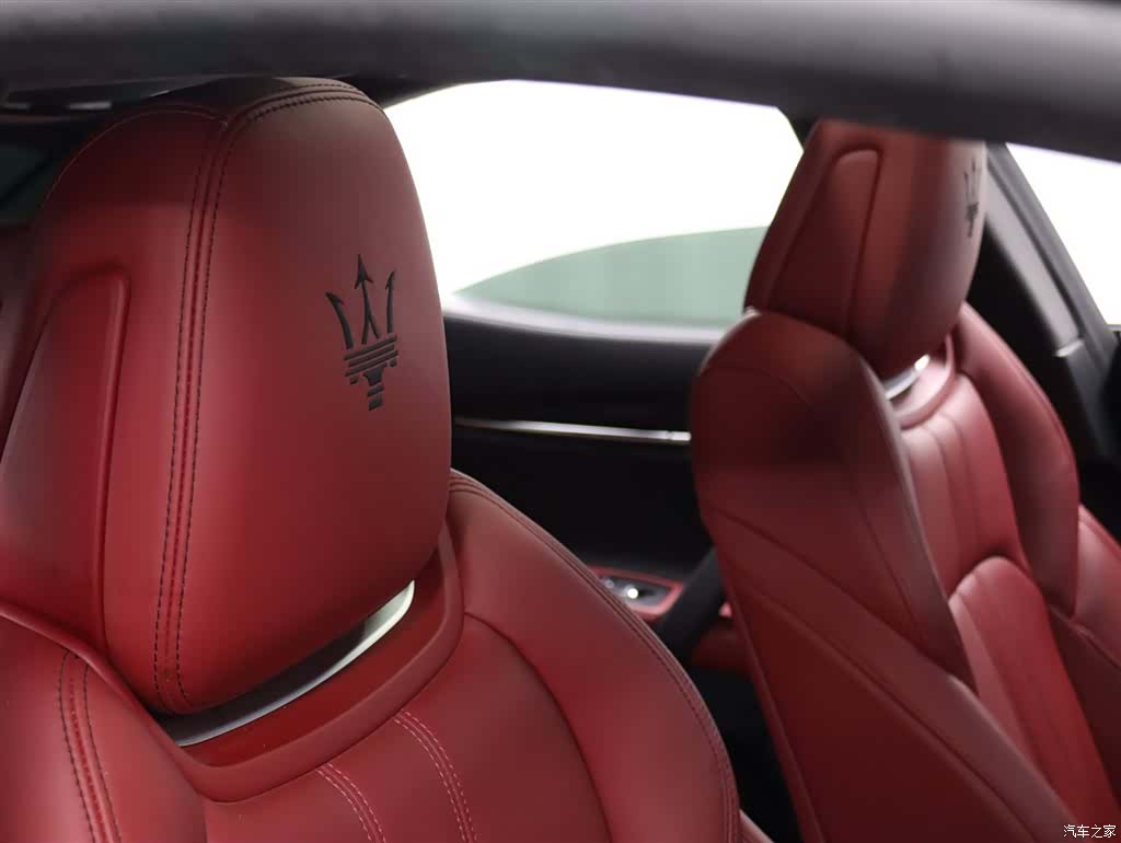 Maserati Ghibli, 2024 22