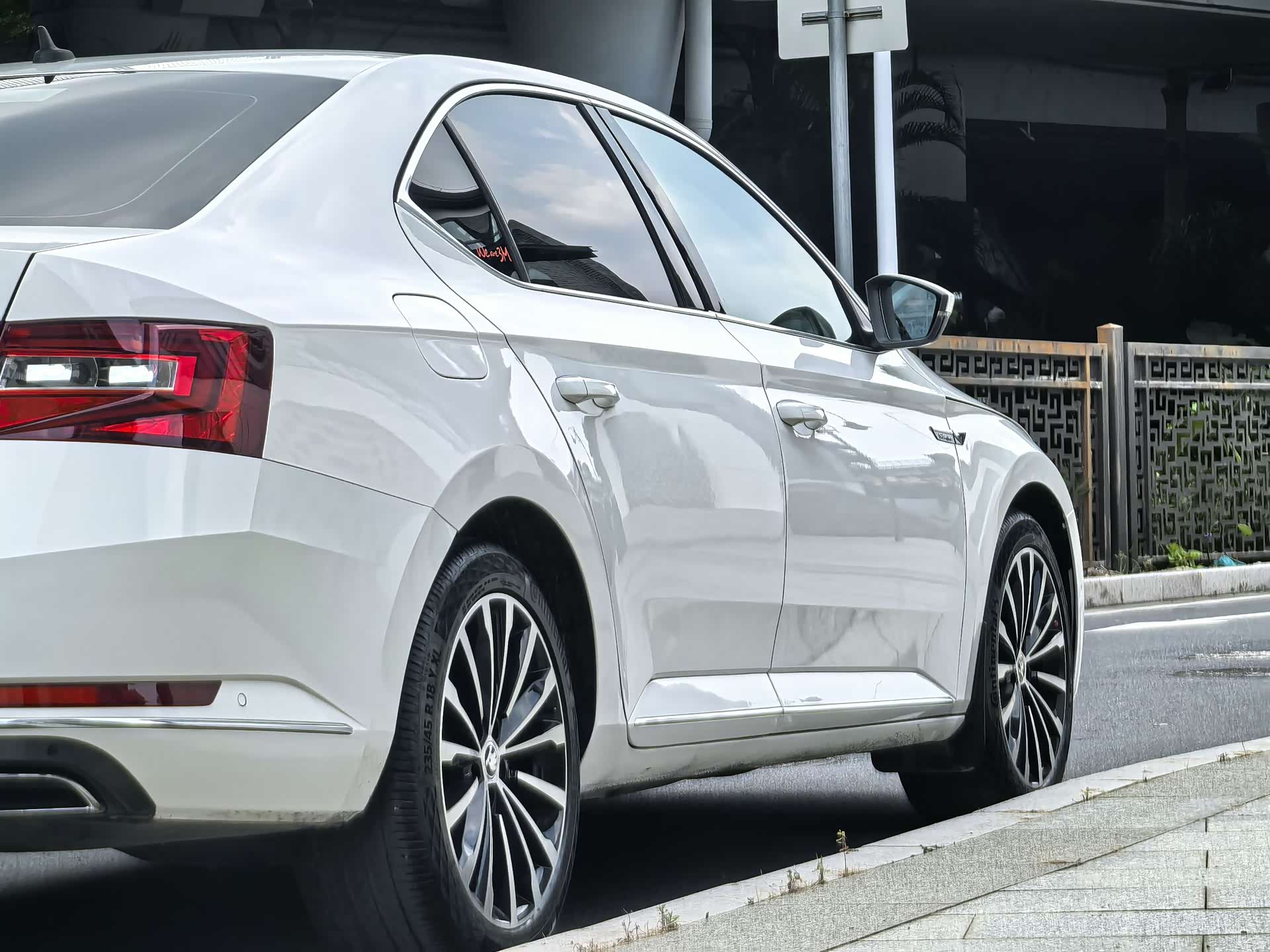 Skoda Superb, 2018 15