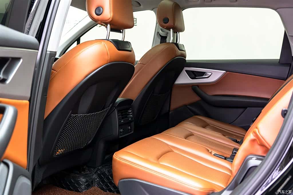 Audi Q7, 2022 7
