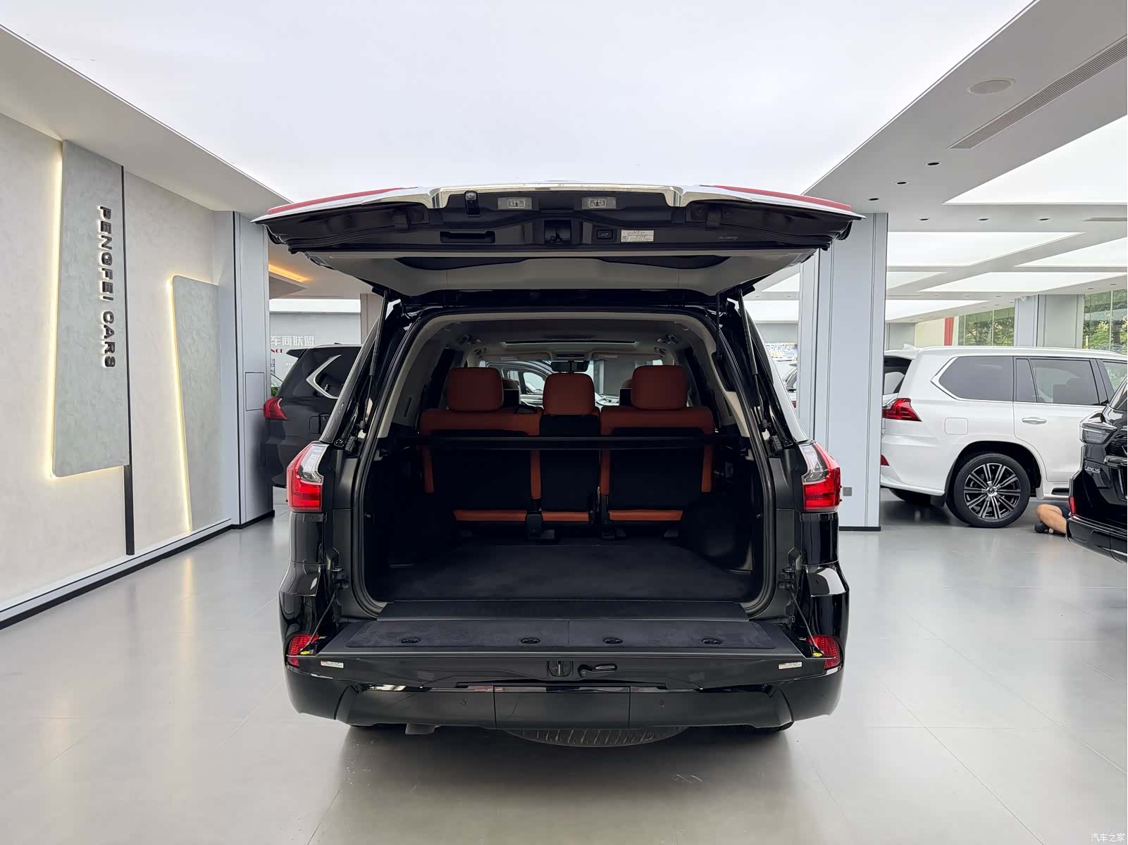 Lexus LX, 2017 9