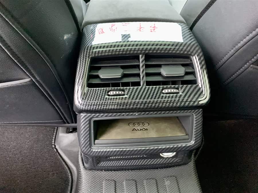 Audi A6L 2024, фото 25