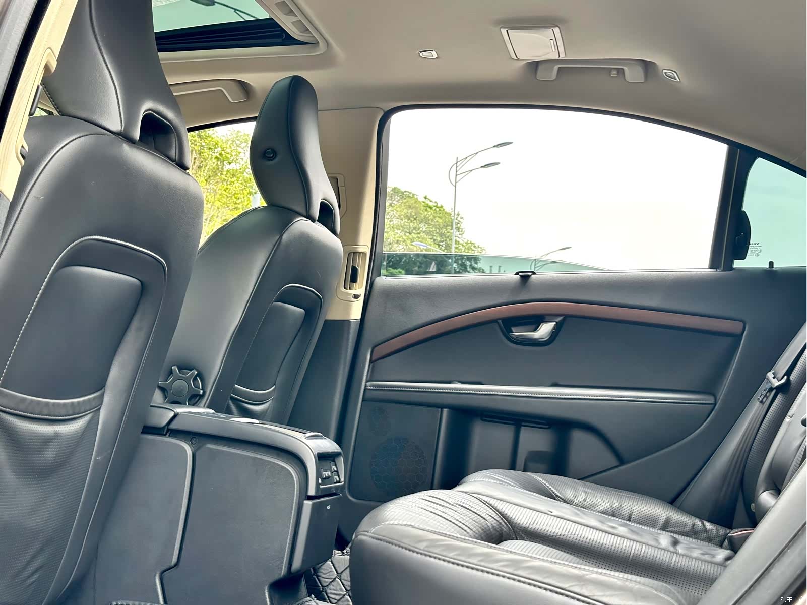 Volvo S80, 2015 35