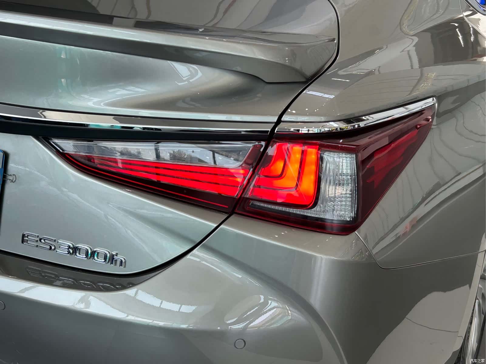 Lexus ES, 2021 26
