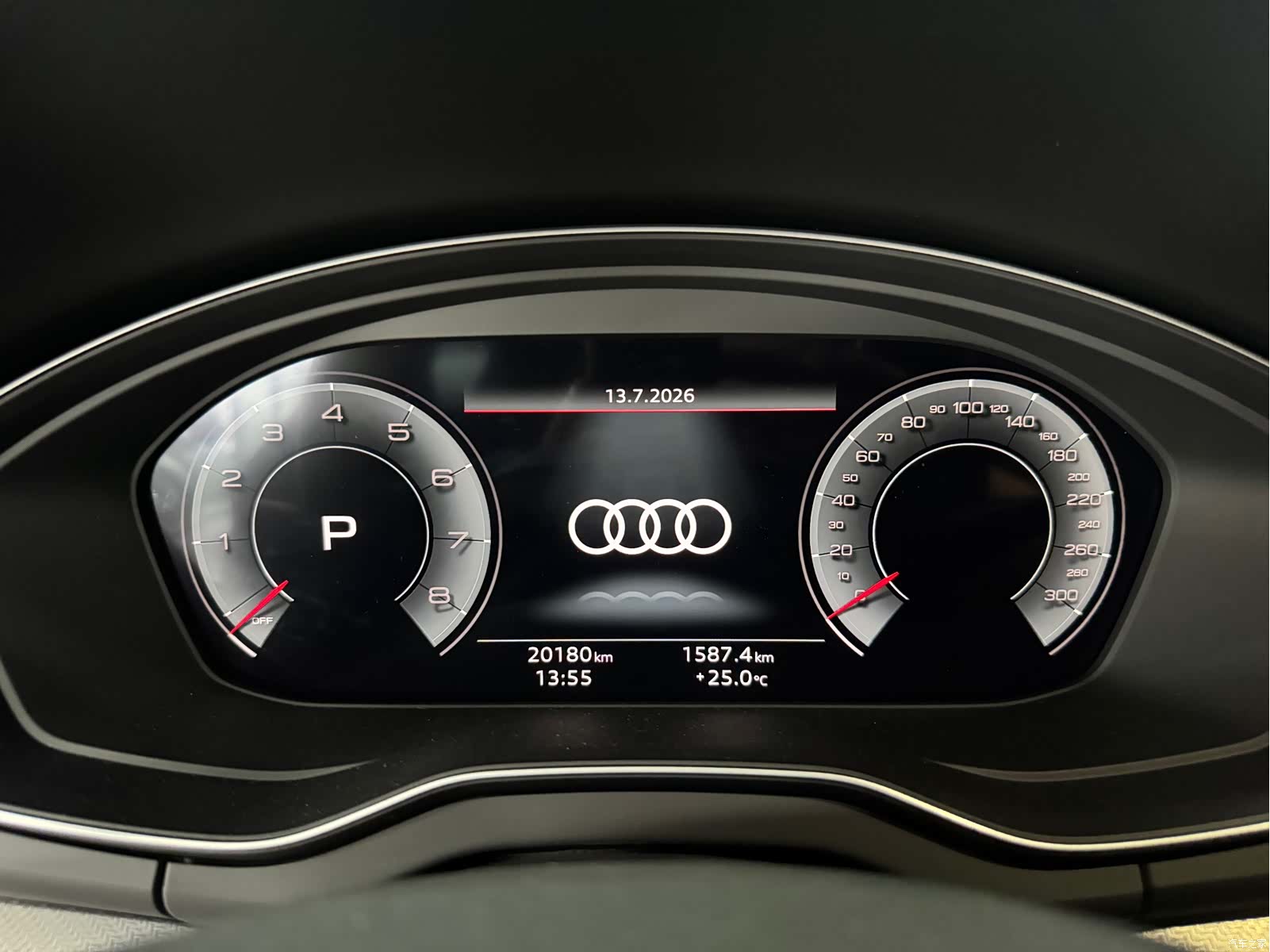 Audi Q5L, 2025 10