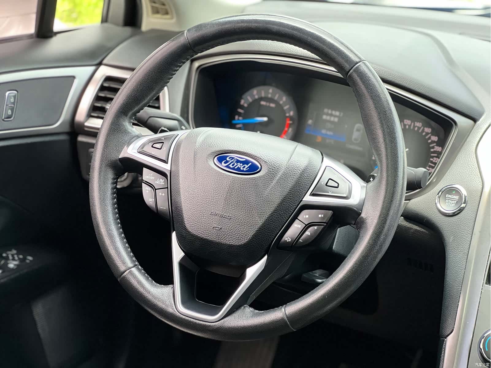 Ford Mondeo, 2017 11