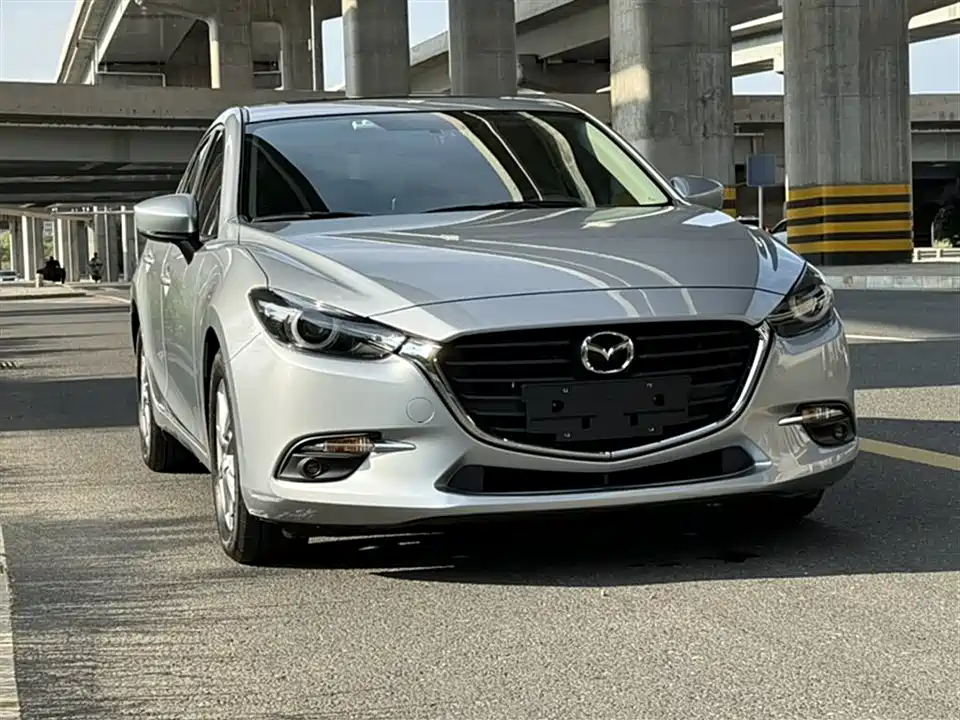 Mazda 3 Angkesaila