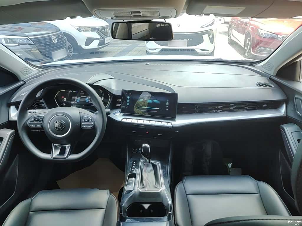 MG MG5, 2022 10