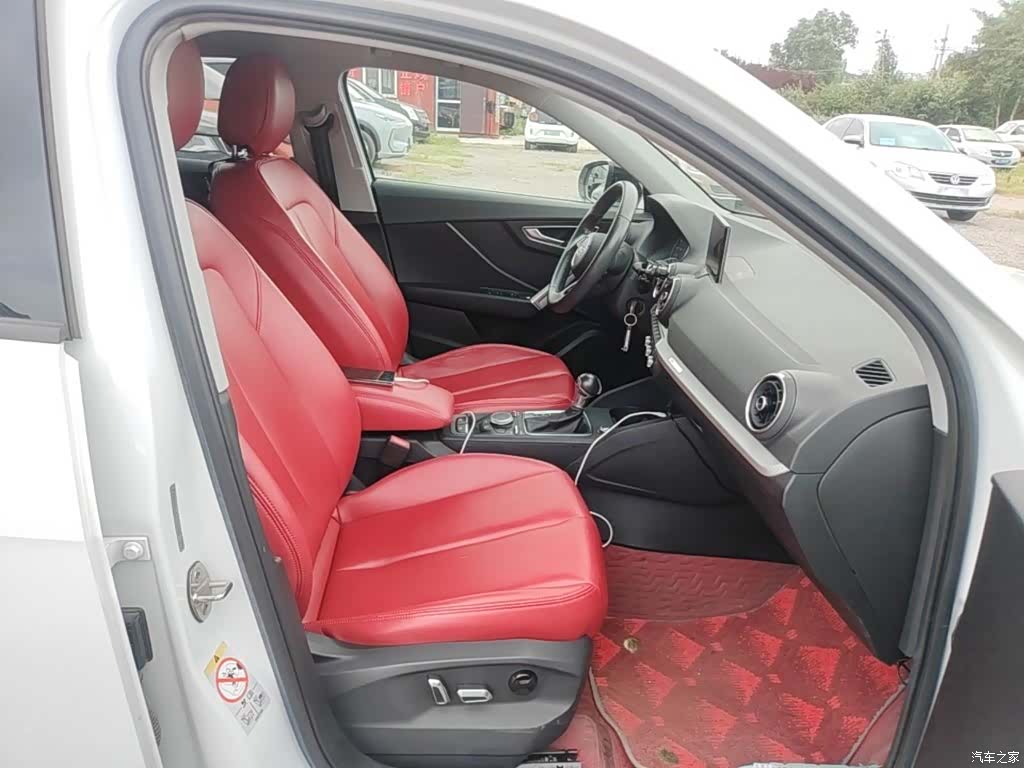Audi Q2L, 2021 25