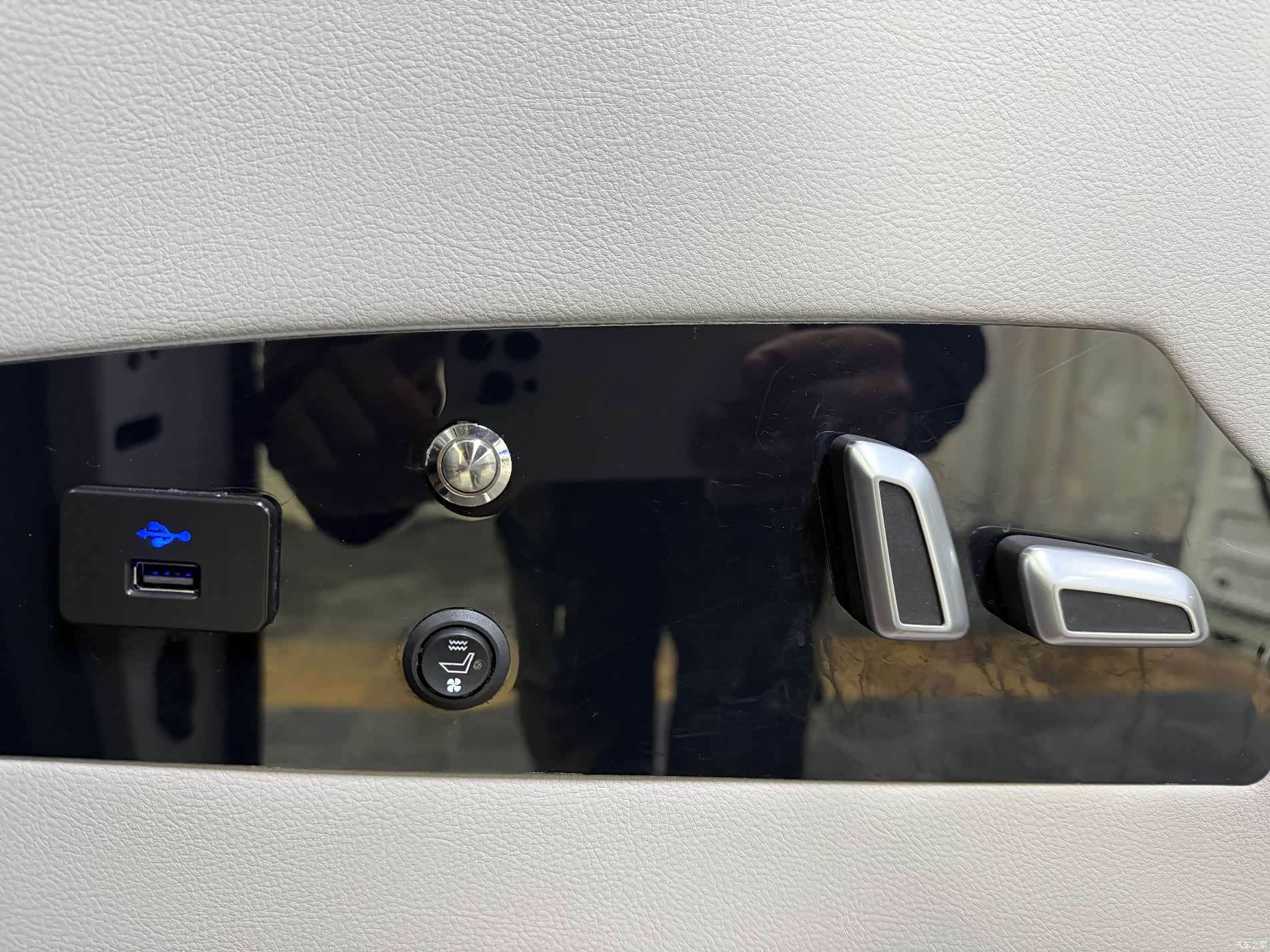 Toyota Sienna, 2015 24