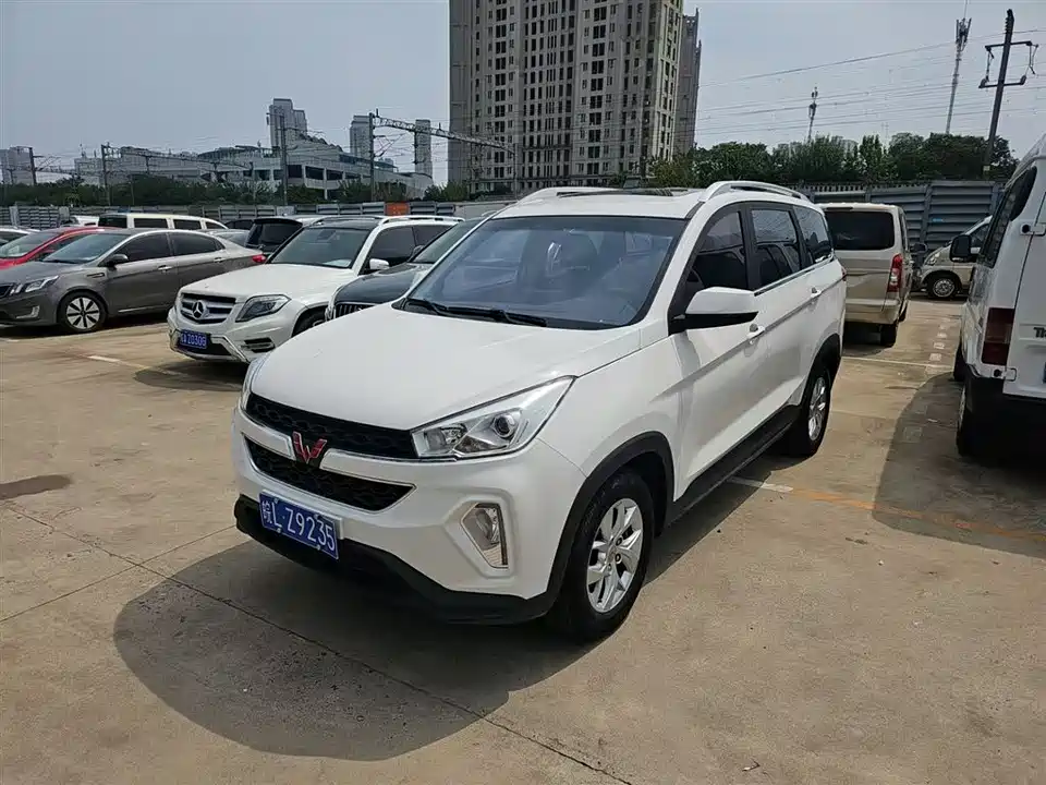 Wuling Wuling Hongguang S3