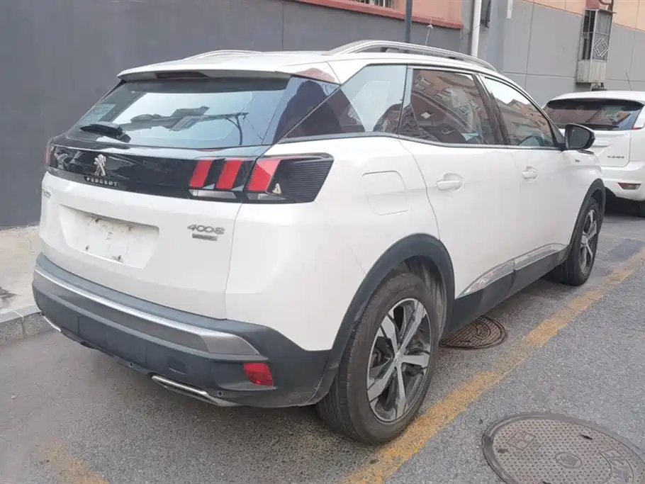 Peugeot 4008