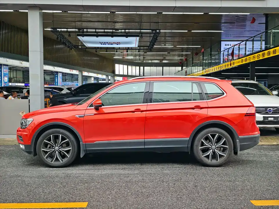 Volkswagen Tiguan L