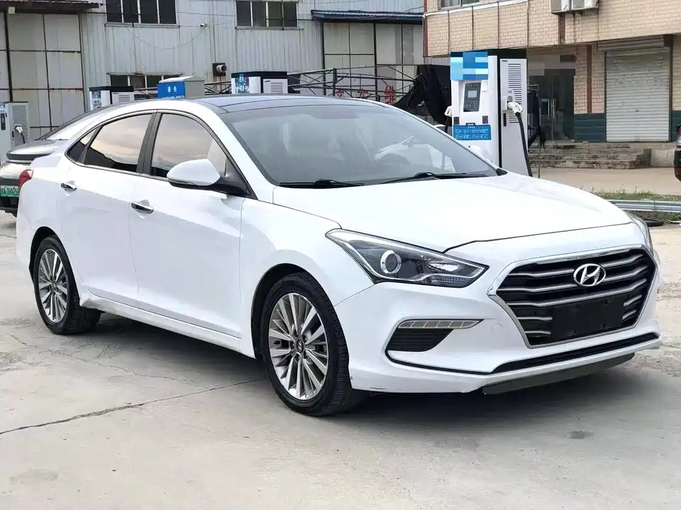 Hyundai Name picture