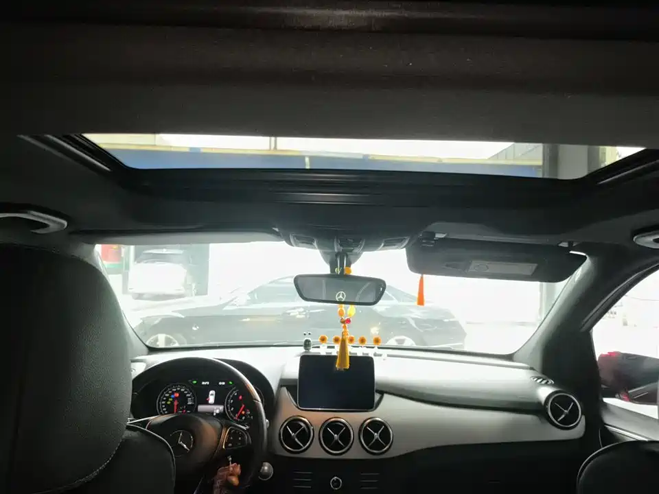 Mercedes-Benz Class B