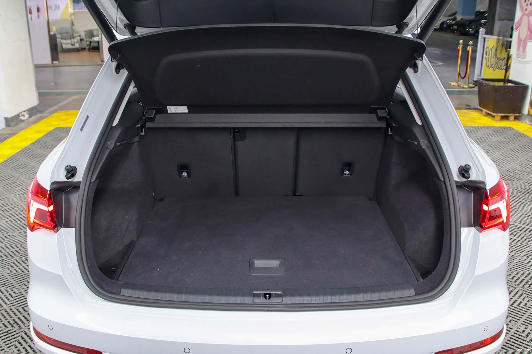 Audi Q3, 2022 17