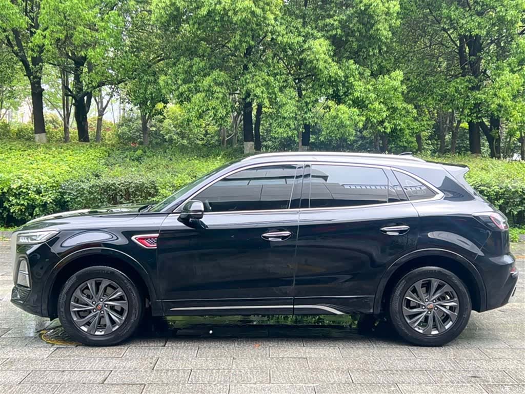 Hongqi HS5, 2024 8