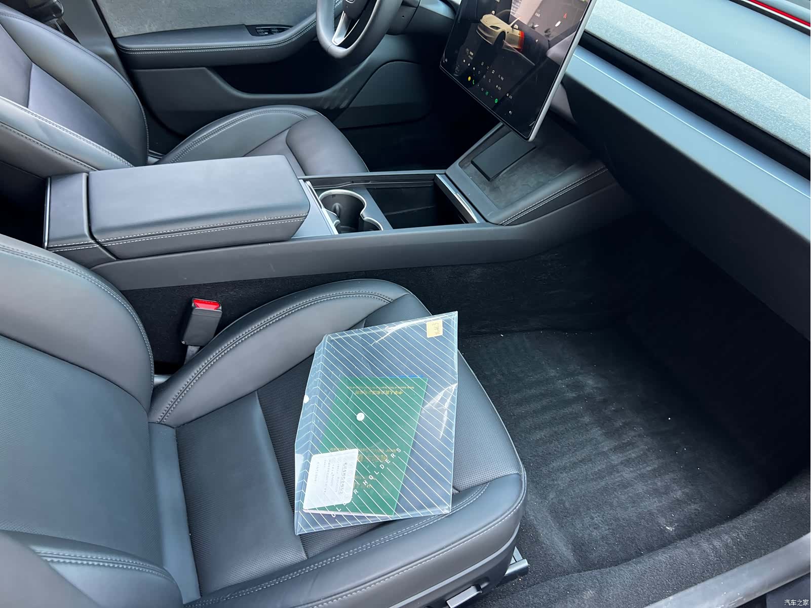 Tesla Model 3, 2024 11