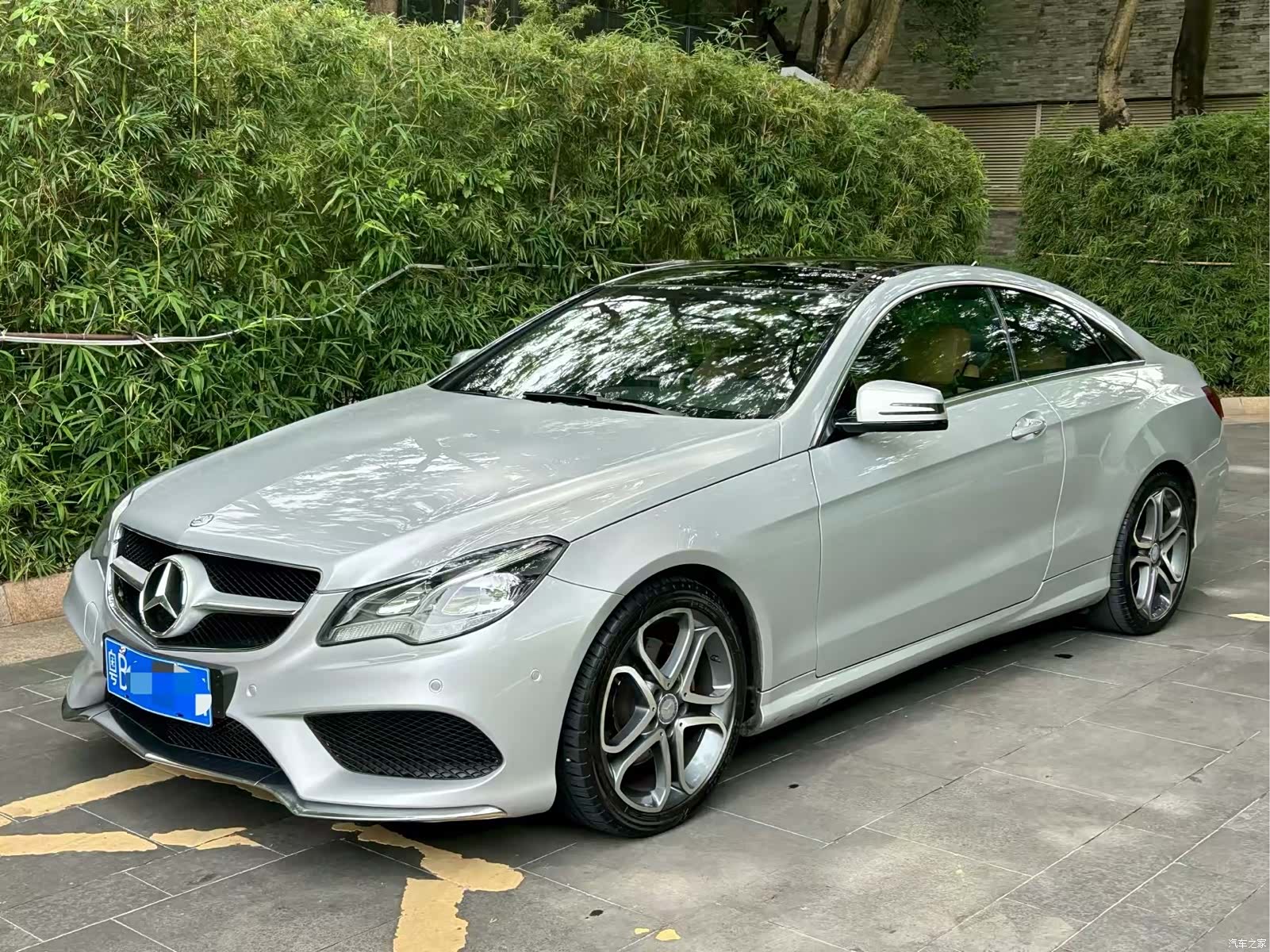 Mercedes-Benz E-Class, 2014 1