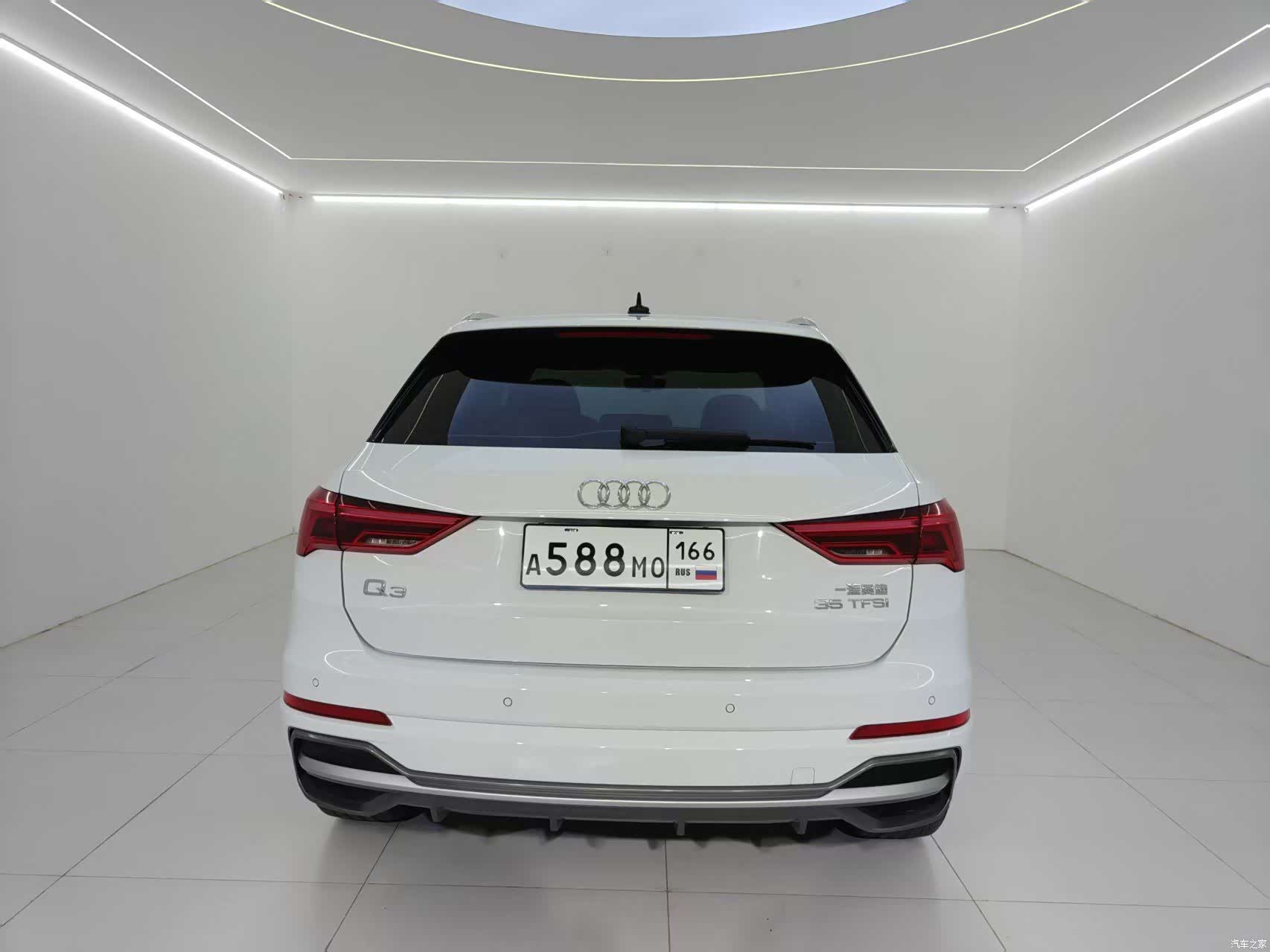 Audi Q3, 2022 все фото