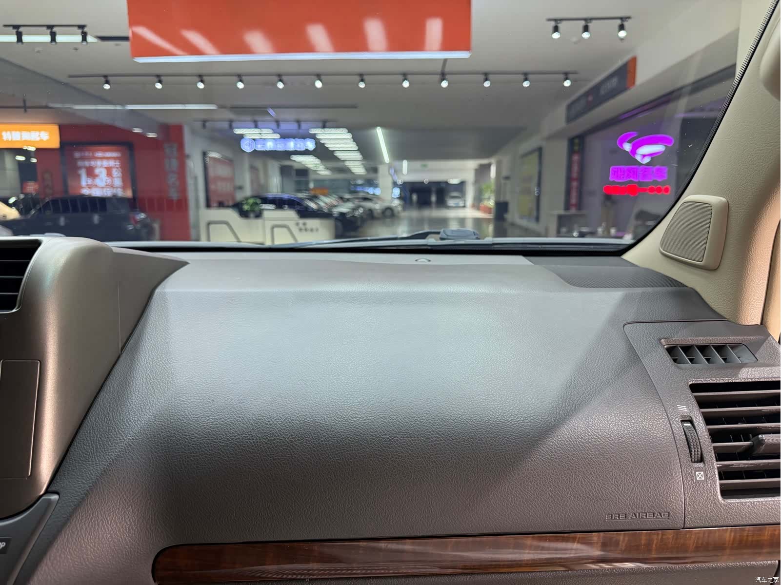Toyota Prado, 2011 30