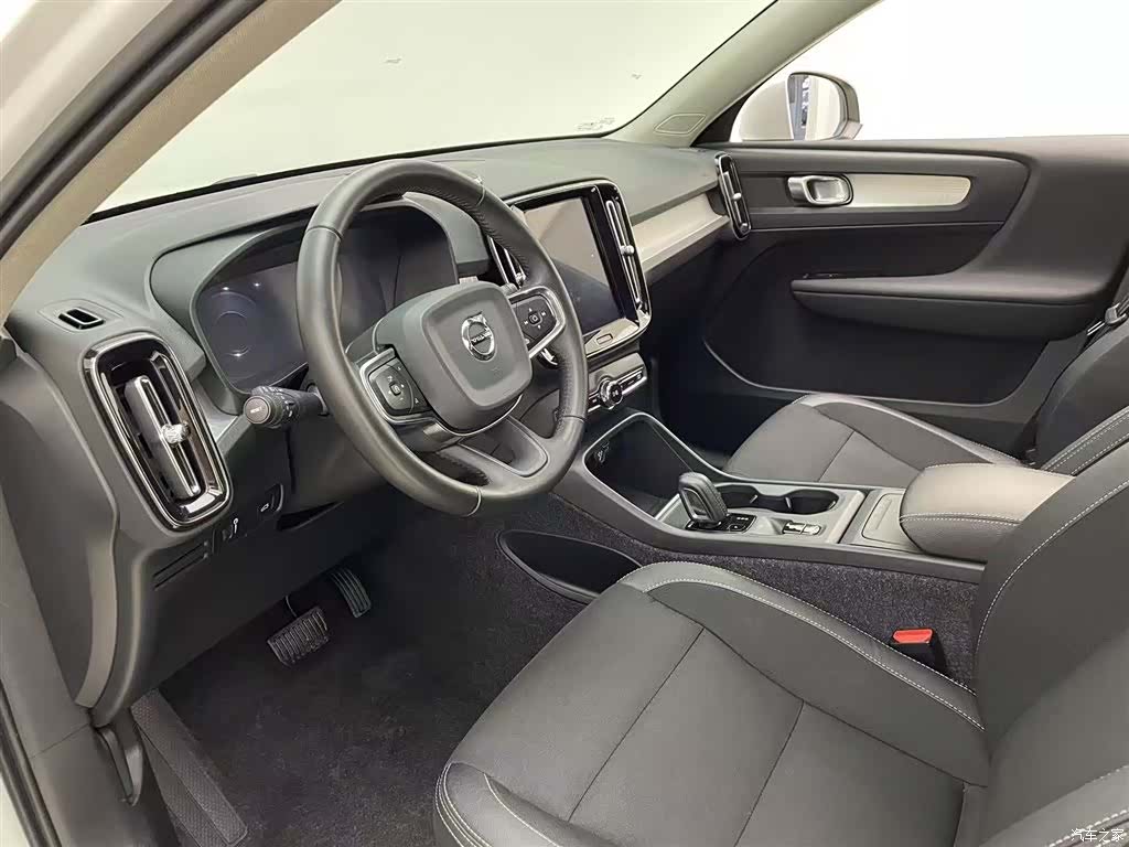 Volvo XC40, 2019 8