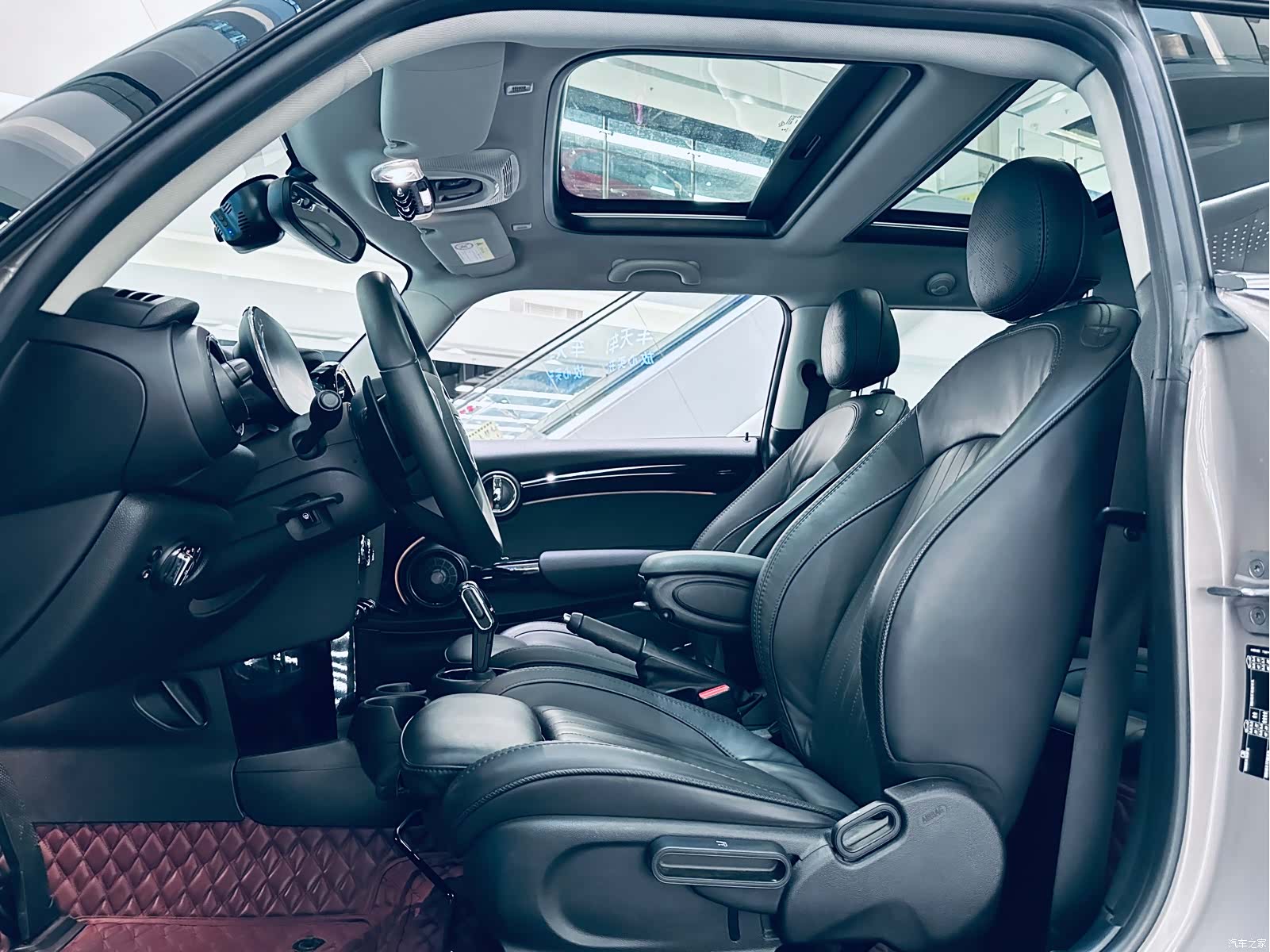 Mini Cooper, 2023 18