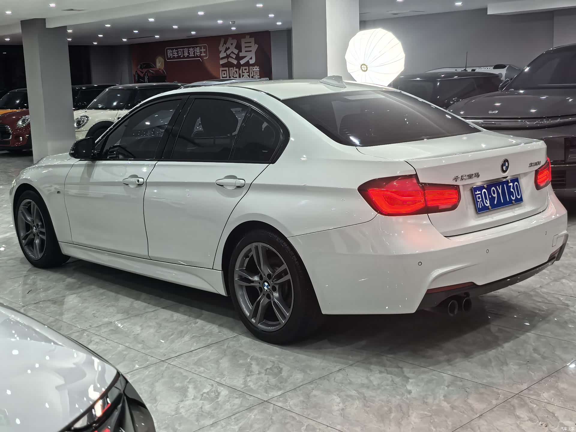 BMW 3 Series, 2018 все фото