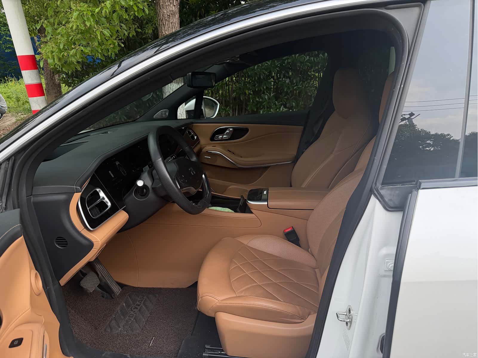 Rising Auto R7, 2023 все фото