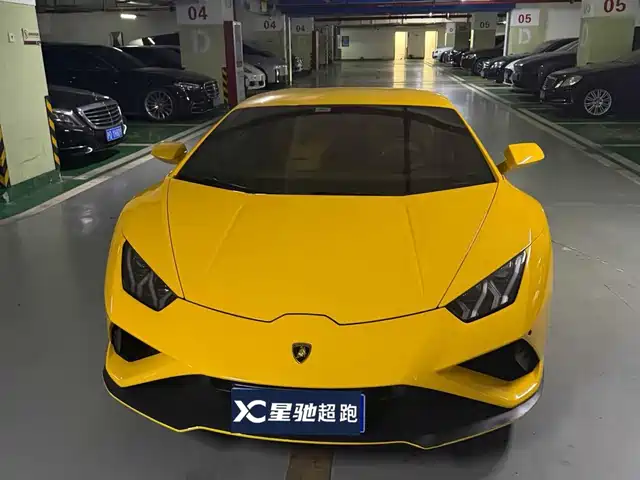 Lamborghini Huracán 2023 — купить из Китая под заказ