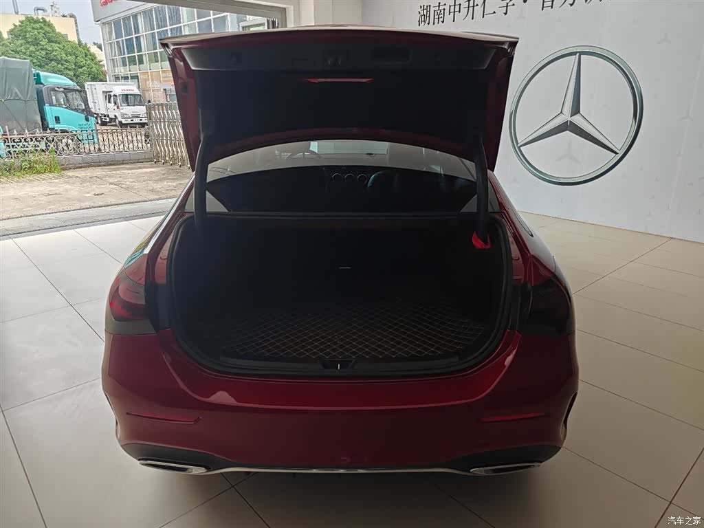 Mercedes-Benz A-Class, 2022 8