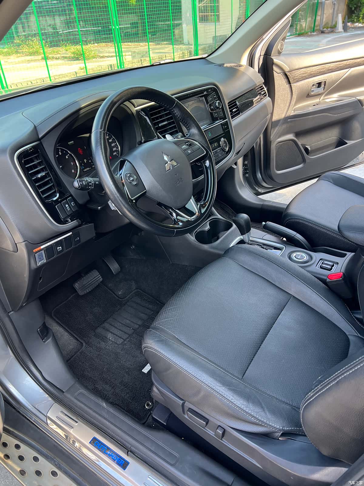 Mitsubishi Outlander, 2015 7