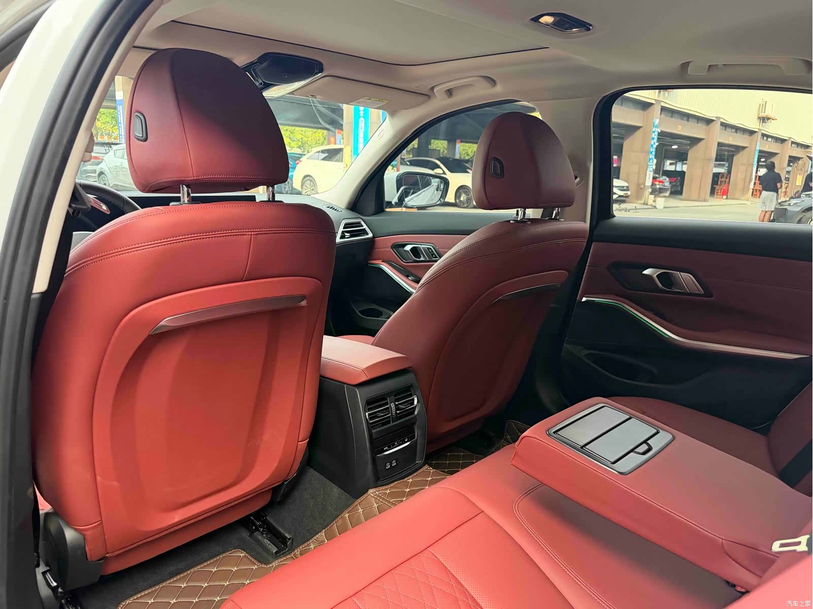 BMW 3 Series, 2024 11