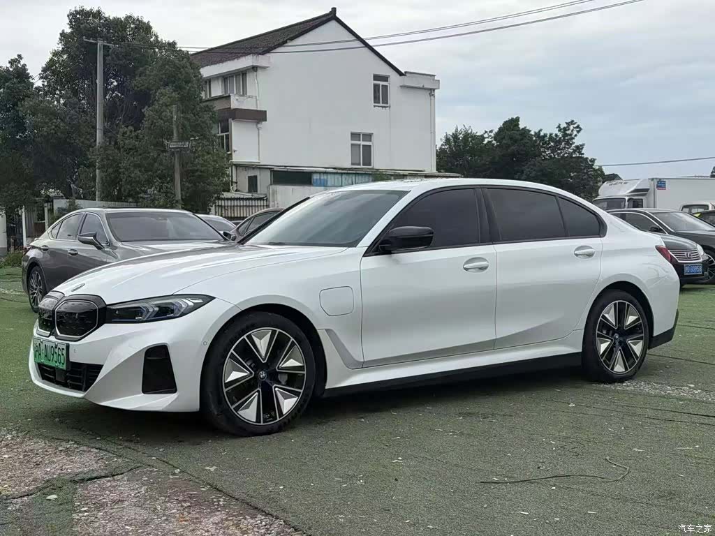 BMW i3, 2023 1