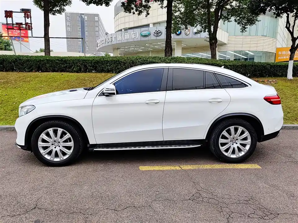 Mercedes-Benz GLE coupe