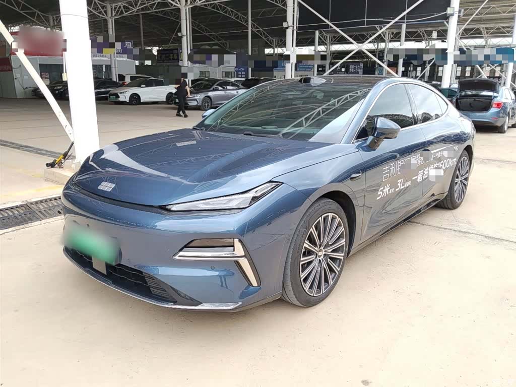 Geely 8, 2025 1