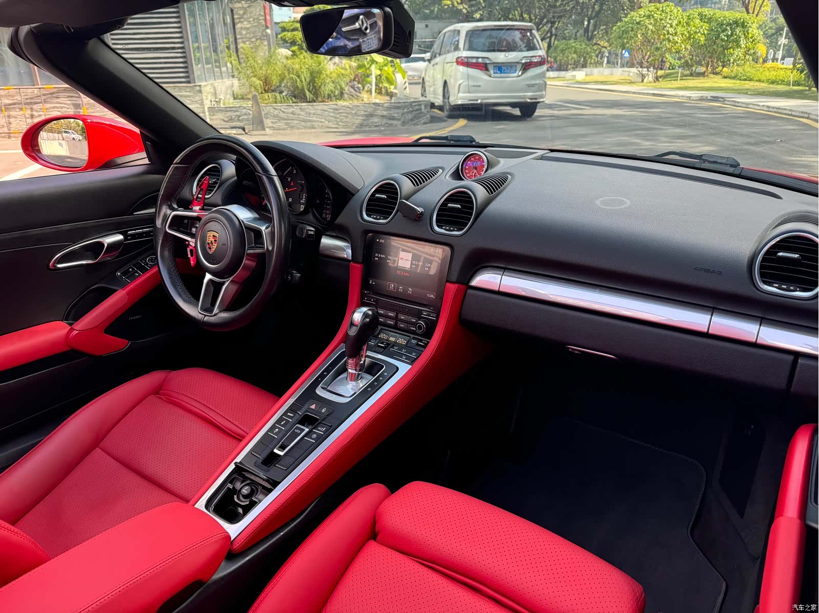 Porsche Boxster, 2017 23