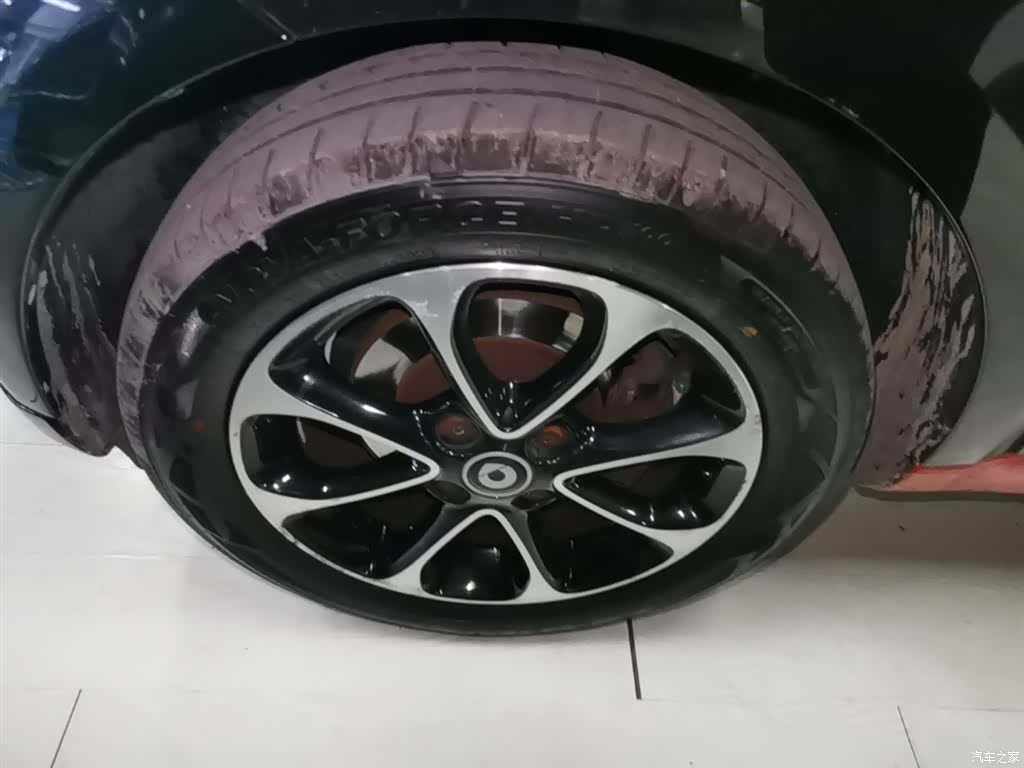 Smart Fortwo, 2015 25