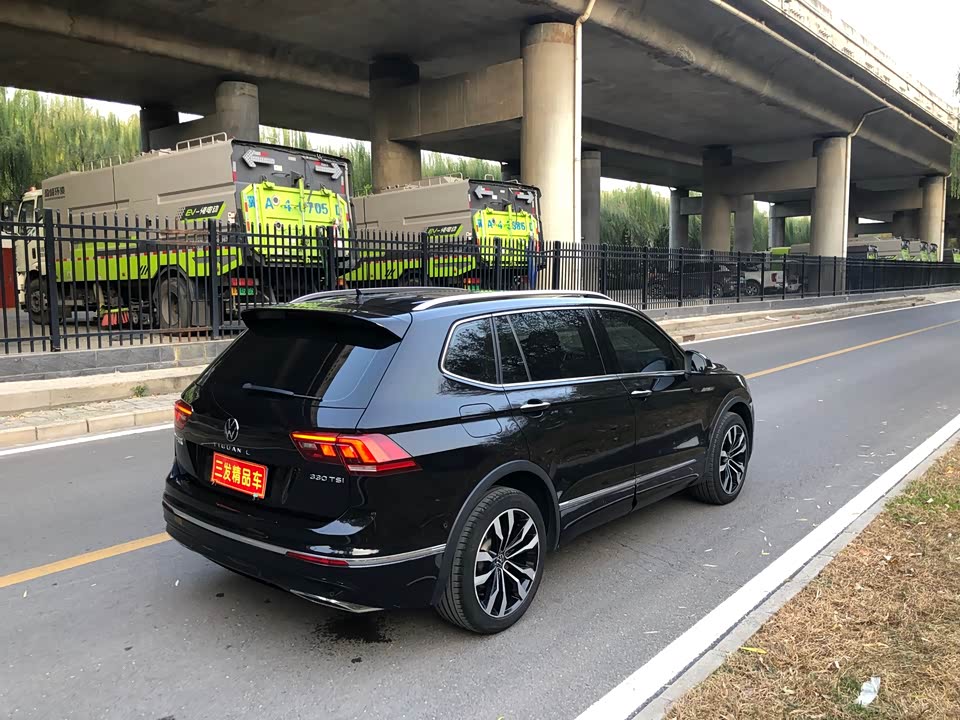 Volkswagen Tiguan L