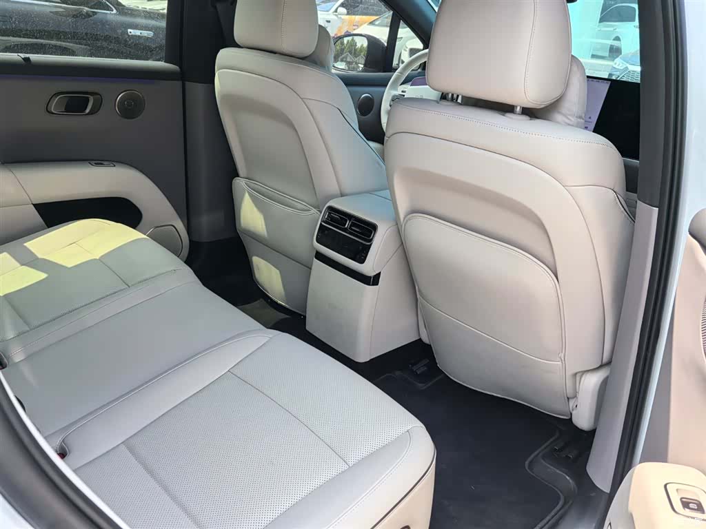 Li Auto i6, 2026 4