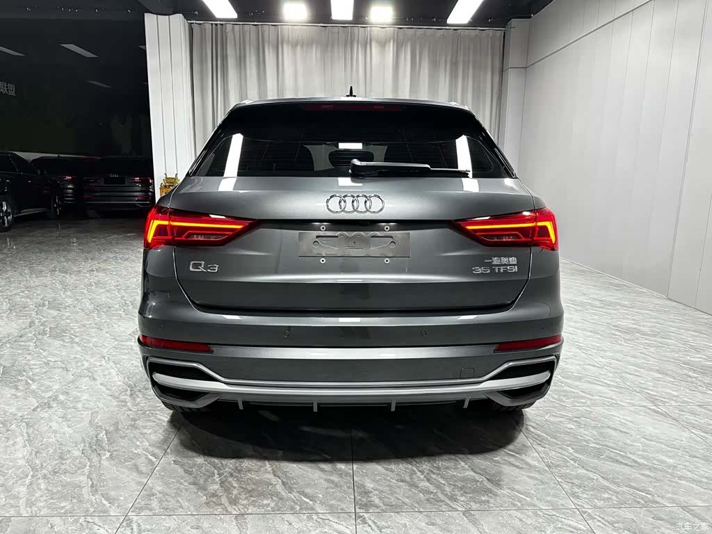 Audi Q3, 2023 14