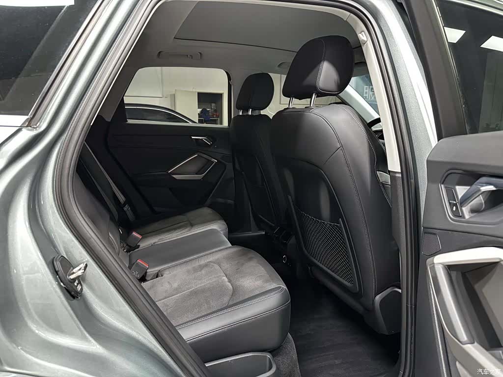 Audi Q3, 2023 18