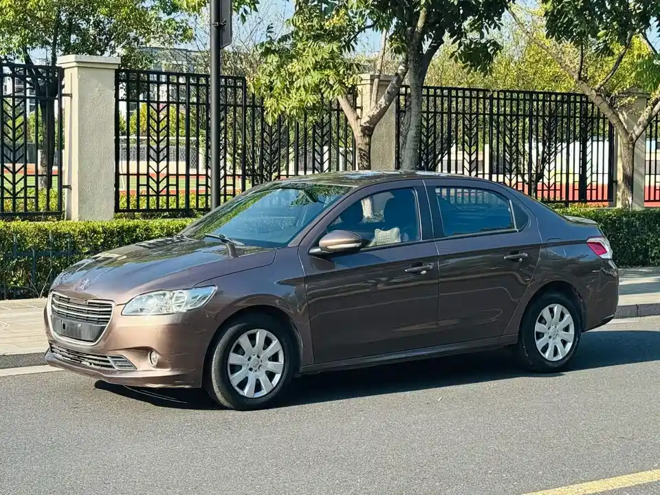 Peugeot 301